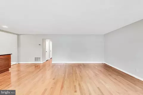 2214 Washington Ave #104, Silver Spring, MD 20910 photo 10