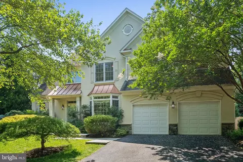 10900 Bells Ridge Dr, Potomac, MD 20854