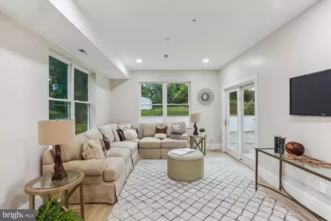 Living - 620 Mississippi Ave, Silver Spring, MD 20910 photo 2 of 3