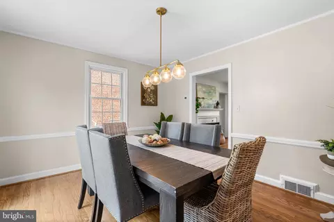 Dining - 9922 Rogart Rd, Silver Spring, MD 20901 photo 3 of 3