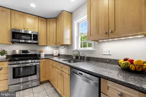 Kitchen - 9922 Rogart Rd, Silver Spring, MD 20901 photo 2 of 5