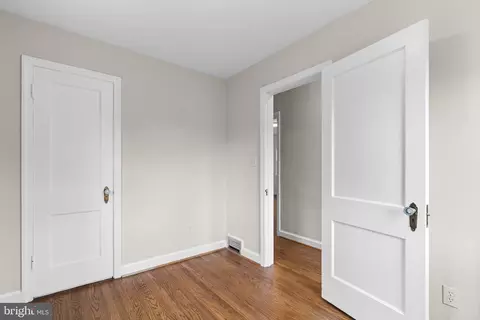 Bedroom - 9922 Rogart Rd, Silver Spring, MD 20901 photo 5 of 8