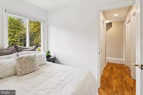Bedroom - 10105 Meredith Ave, Silver Spring, MD 20910 photo 5 of 10
