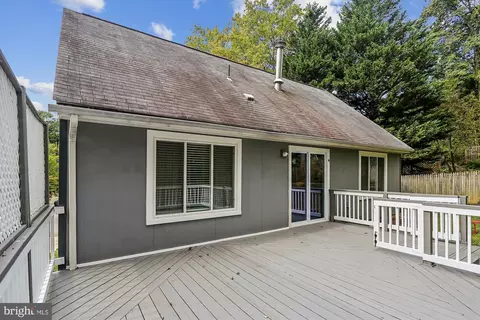 Exterior - 10105 Meredith Ave, Silver Spring, MD 20910 photo 4 of 16