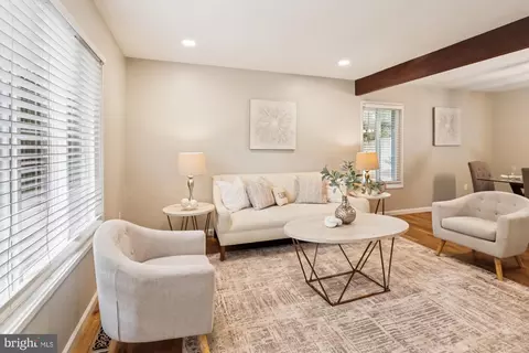 Living - 10105 Meredith Ave, Silver Spring, MD 20910 photo 3 of 5