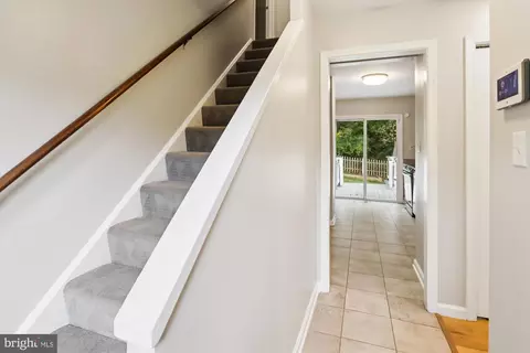 Entry Way - 10105 Meredith Ave, Silver Spring, MD 20910 photo 4 of 7