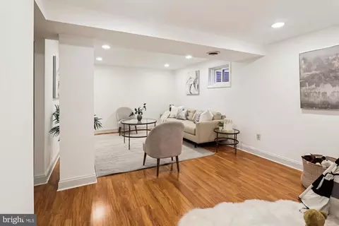 Living - 10105 Meredith Ave, Silver Spring, MD 20910 photo 4 of 5