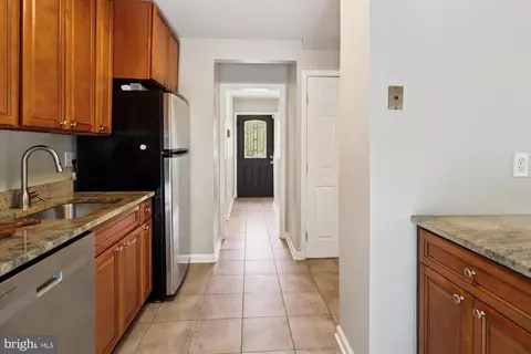 Entry Way - 10105 Meredith Ave, Silver Spring, MD 20910 photo 2 of 7