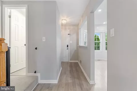 12307 Sandy Point Ct, Silver Spring, MD 20904 photo 16