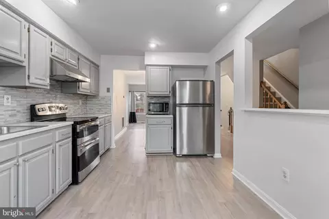12307 Sandy Point Ct, Silver Spring, MD 20904 photo 4
