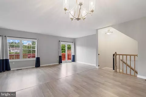 12307 Sandy Point Ct, Silver Spring, MD 20904 photo 12