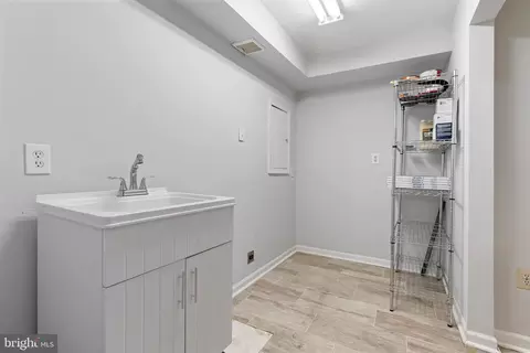 12307 Sandy Point Ct, Silver Spring, MD 20904 photo 33