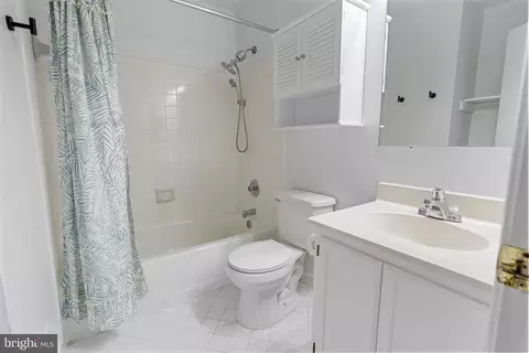 12307 Sandy Point Ct, Silver Spring, MD 20904 photo 27