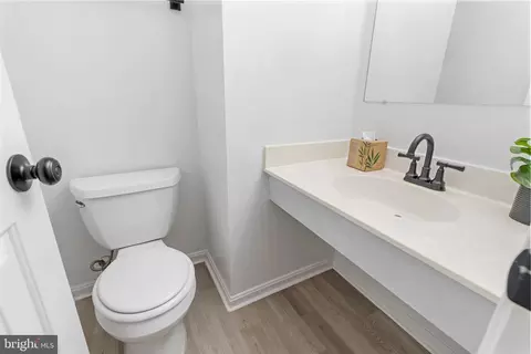 12307 Sandy Point Ct, Silver Spring, MD 20904 photo 15