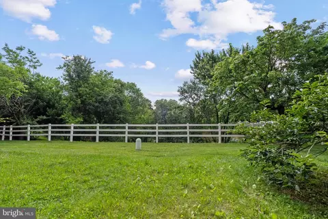 12307 Sandy Point Ct, Silver Spring, MD 20904 photo 35
