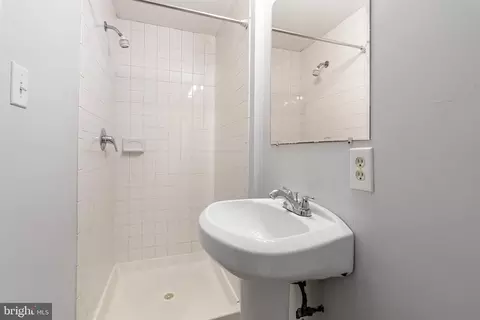 12307 Sandy Point Ct, Silver Spring, MD 20904 photo 31