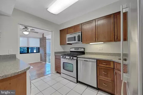 9804 Georgia Ave #23-102, Silver Spring, MD 20902