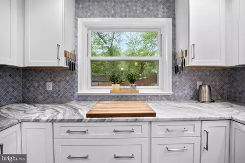 416 Penwood Rd, Silver Spring, MD 20901 photo 12
