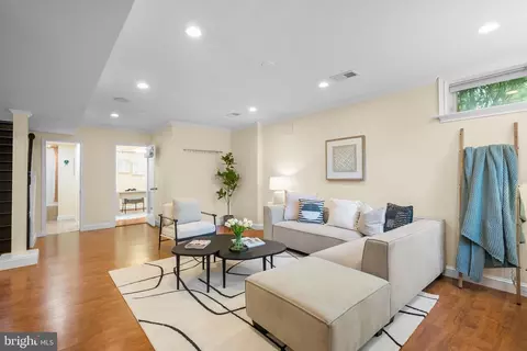416 Penwood Rd, Silver Spring, MD 20901 photo 30