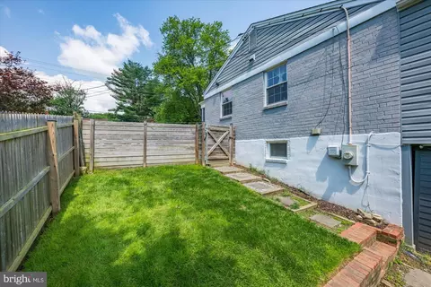 Exterior - 12513 Atherton Dr, Silver Spring, MD 20906 photo 4 of 8