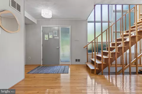 Entry Way - 1 Schindler Ct, Silver Spring, MD 20903 photo 1 of 6