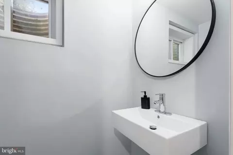 Bath - 1 Schindler Ct, Silver Spring, MD 20903 photo 6 of 6