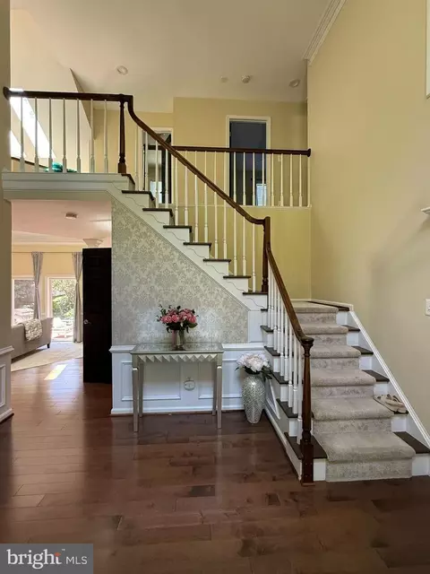 Other - 904 White Pine Pl, Potomac, MD 20854 photo 4 of 8