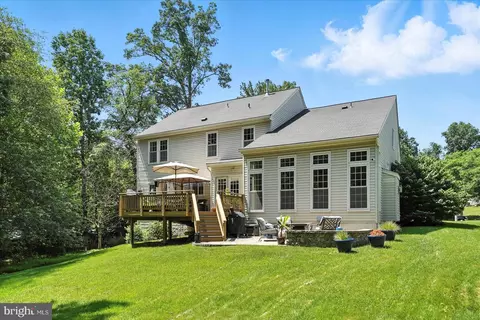 Exterior - 5720 Huckburn Ct, Laurel, MD 20707 photo 8 of 11