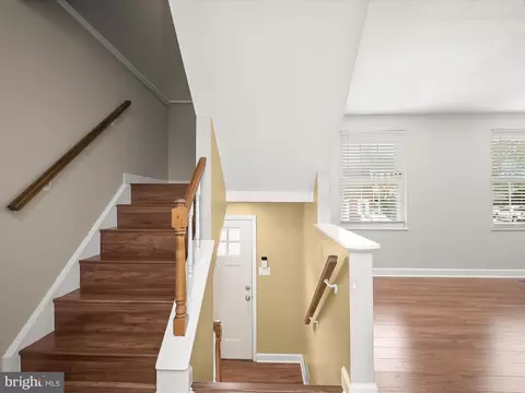 Entry Way - 17617 Kohlhoss Rd, Poolesville, MD 20837 photo 1 of 2