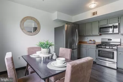 11510 Bucknell Dr #201, Silver Spring, MD 20902