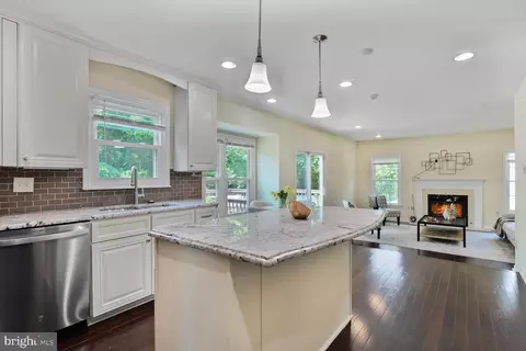 3817 Woodridge Ave, Silver Spring, MD 20902 photo 9