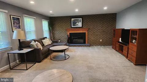 15204 Watergate Rd, Silver Spring, MD 20905 photo 29