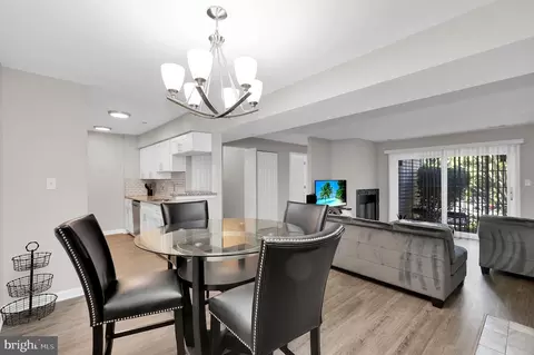Dining - 1601 Carriage House Ter #D, Silver Spring, MD 20904 photo 1 of 2