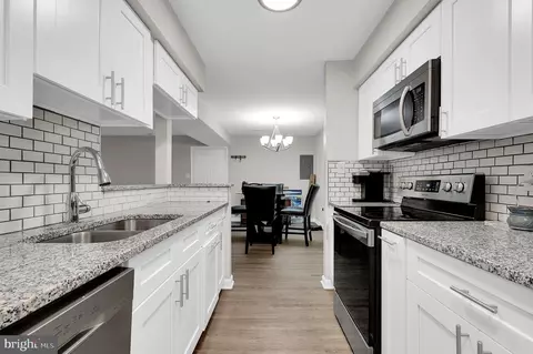 Kitchen - 1601 Carriage House Ter #D, Silver Spring, MD 20904 photo 3 of 3