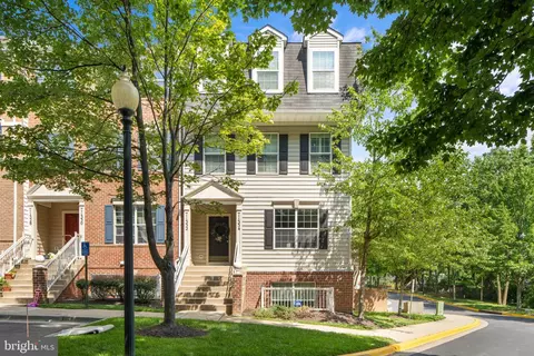 11334 King George Dr #11, Silver Spring, MD 20902