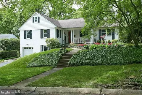 5410 Christy Dr, Bethesda, MD 20816