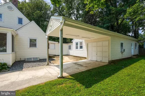 11310 Norris Dr, Silver Spring, MD 20902 photo 3