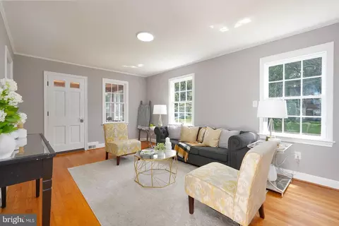 11310 Norris Dr, Silver Spring, MD 20902 photo 7
