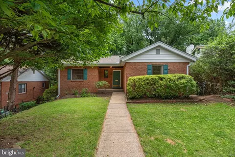 124 Fleetwood Ter, Silver Spring, MD 20910