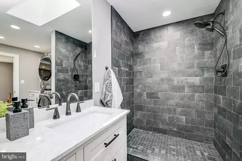 21020 Peach Tree Rd, Dickerson, MD 20842 photo 32