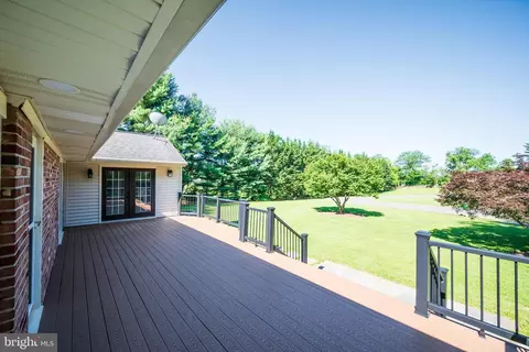 21020 Peach Tree Rd, Dickerson, MD 20842 photo 20