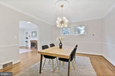 Dining - 1512 Live Oak Dr, Silver Spring, MD 20910 photo 1 of 2