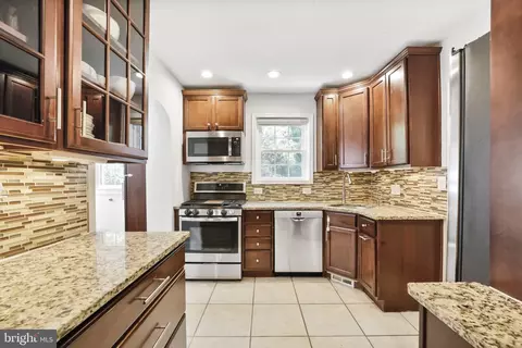 Kitchen - 1512 Live Oak Dr, Silver Spring, MD 20910 photo 1 of 2