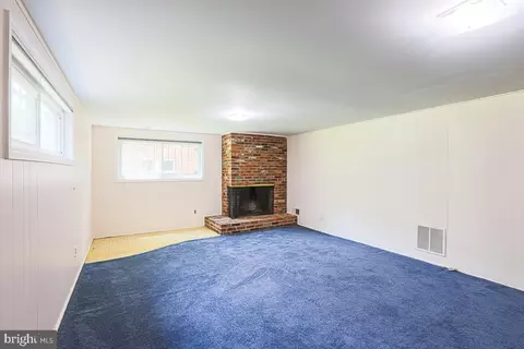 Living - 609 Northwood Ter, Silver Spring, MD 20902 photo 14 of 14
