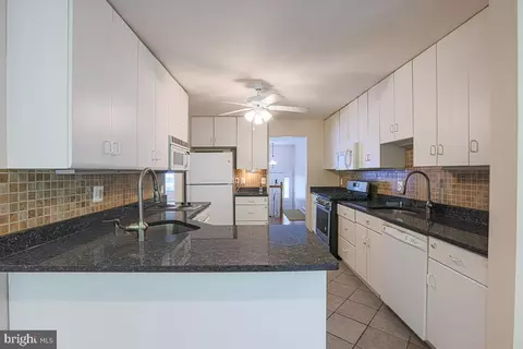 Kitchen - 609 Northwood Ter, Silver Spring, MD 20902 photo 2 of 9