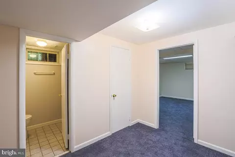 Entry Way - 609 Northwood Ter, Silver Spring, MD 20902 photo 3 of 3
