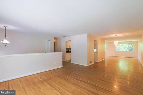 Living - 609 Northwood Ter, Silver Spring, MD 20902 photo 3 of 14
