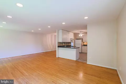Living - 609 Northwood Ter, Silver Spring, MD 20902 photo 10 of 14