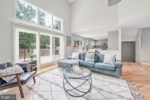2810 Jutland Rd, Kensington, MD 20895