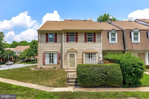 12051 Gatewater Dr, Potomac, MD 20854